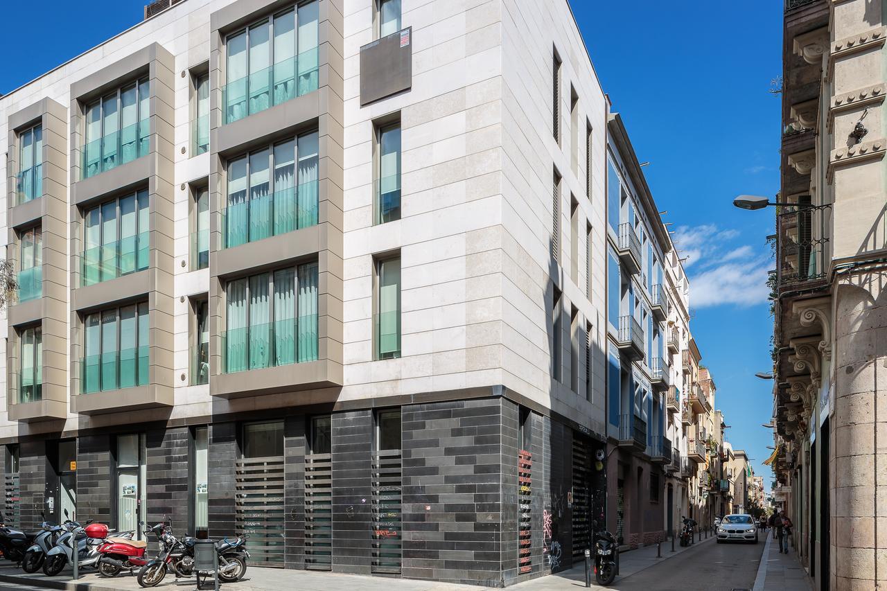 Modern And Trendy Duplex Next To Paseo De Gracia *